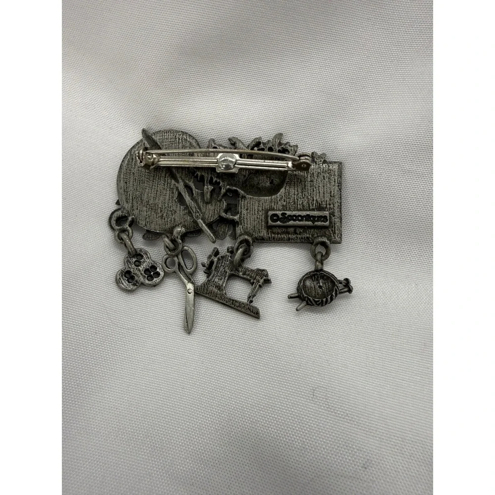 Spoontiques Vintage Pewter I Love Crafts Brooch Sewing Painting Knitting Charms